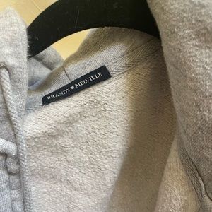 brandy melville cropped zip up hoodie